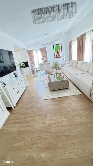 Casă cu 4 camere cu Teren 550 Mp în Central