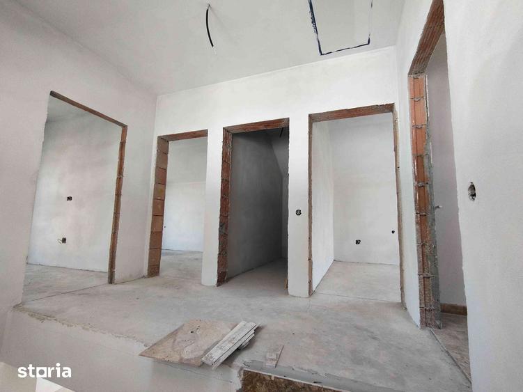 Casă cu 4 camere cu Teren 700 Mp în Sângeorgiu de Mureș