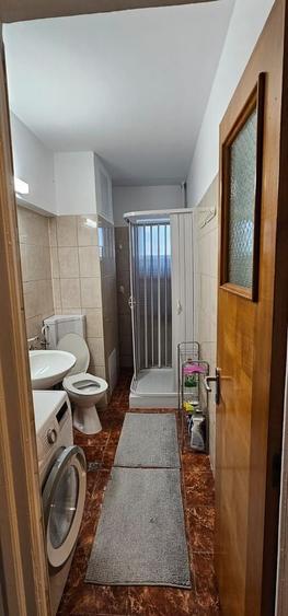 Apartament cu 2 camere decomandat în P-ța Unirii
