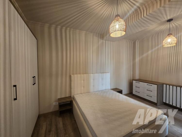 Apartament cu 2 camere decomandat, mobilat în Decebal