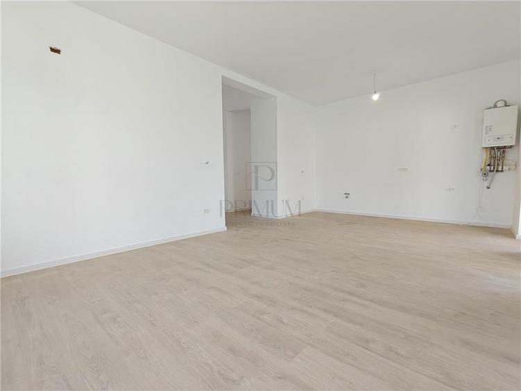 Duplex cu 4 camere cu Canalizare în Moșnița Nouă