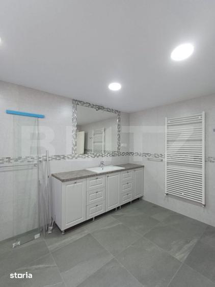 Casă cu 5 camere cu Teren 1590 Mp în Luna