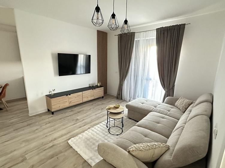 Apartament cu 2 camere decomandat în Giroc