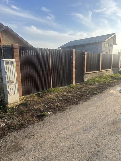 Casă cu 4 camere în Petrăchioaia