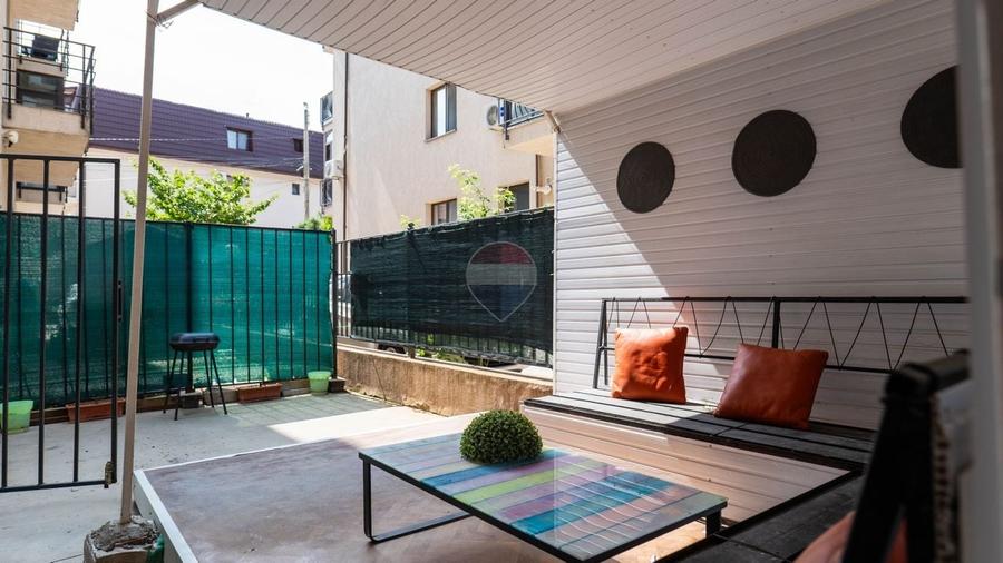 Apartament cu 3 camere decomandat, mobilat în Dobroești