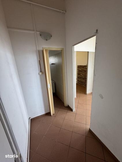 Spațiu comercial, de 50 mp, în Central
