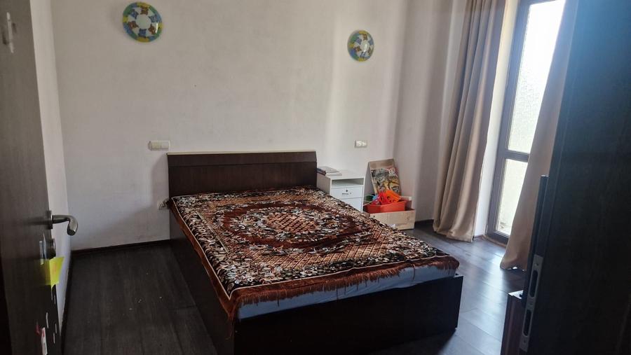 Apartament cu 2 camere decomandat în Berceni