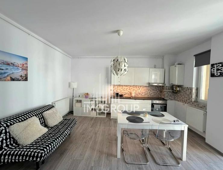Apartament cu 2 camere semidecomandat, mobilat în Semicentral