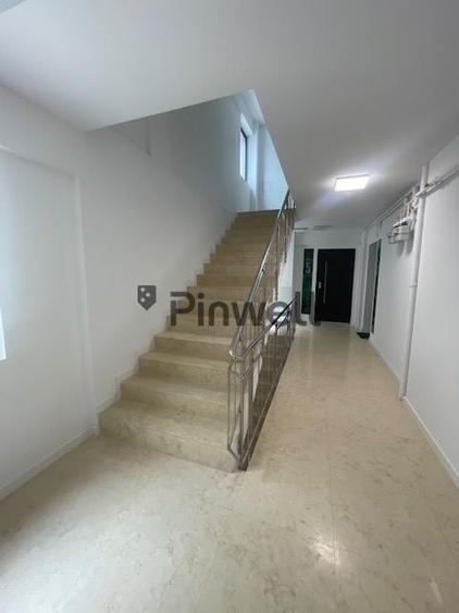 Apartament cu 4 camere decomandat în Decebal
