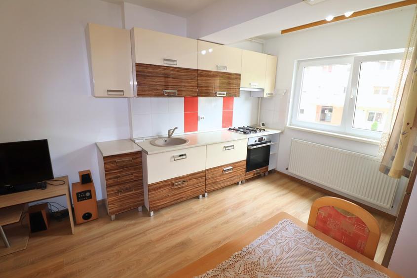 Apartament cu 2 camere decomandat, mobilat în Theodor Pallady