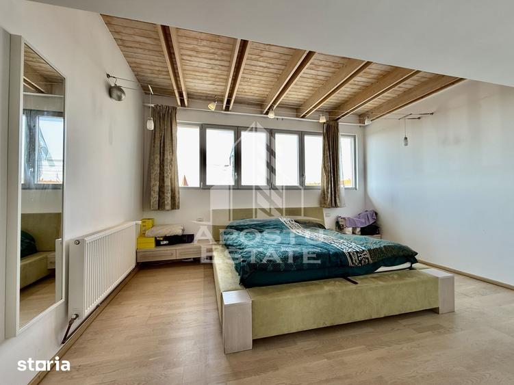 Apartament cu 4 camere decomandat în Complex Studențesc