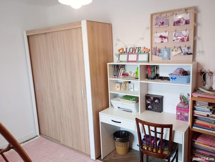 Casă cu 6 camere cu Teren 1200 Mp în Siminoc