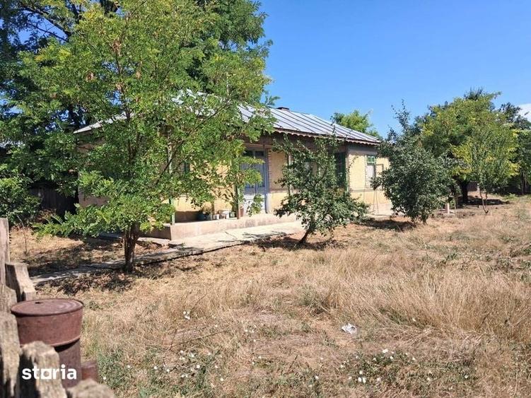 Casă cu 4 camere cu Teren 114 Mp în Viziru