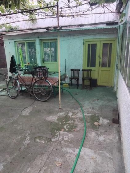 Casă cu 3 camere în Central