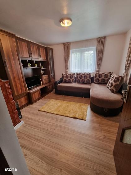 Casă cu 4 camere în Lipănescu