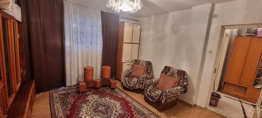 Apartament cu 2 camere decomandat în Buzoești