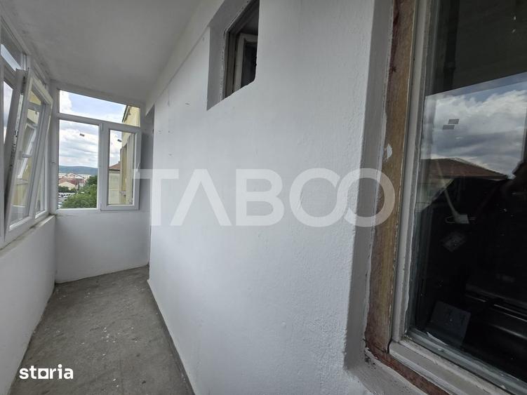 Apartament 2 camere de vanzare 37 mp balcon zona Mihai Viteazul Sibiu - 9