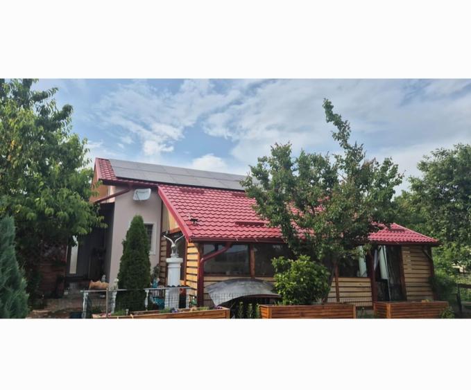 Casă individuală cu 5 camere cu Teren 509 Mp în Central