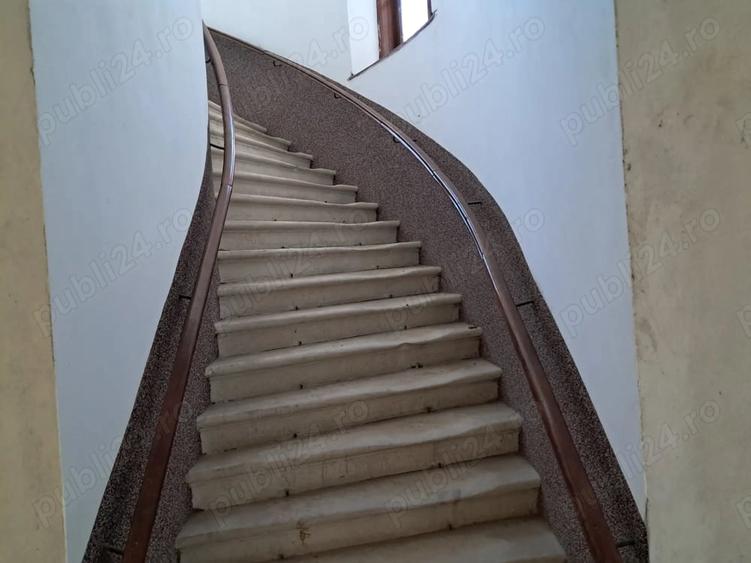 Spațiu comercial, de 60 mp, în Traian