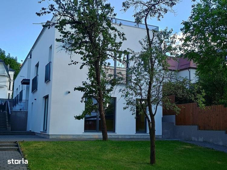 Spațiu comercial, de 500 mp, în Zorilor