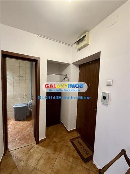 Garsonieră decomandată, mobilată în Decebal