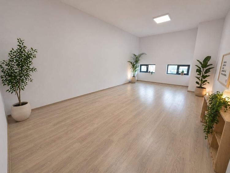 Spațiu comercial, de 2,000 mp, în Exterior Vest
