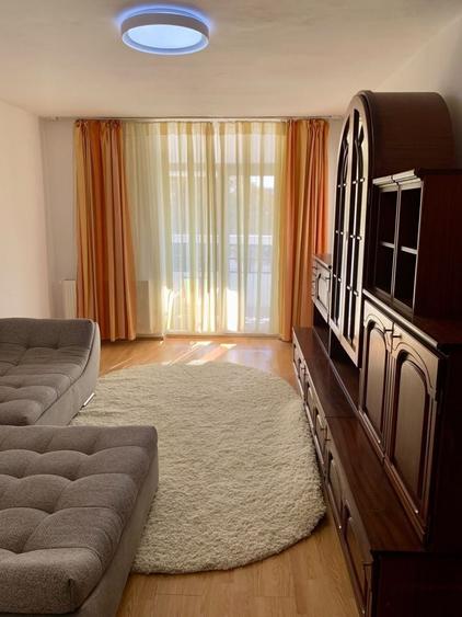Apartament cu 2 camere decomandat în Ultracentral