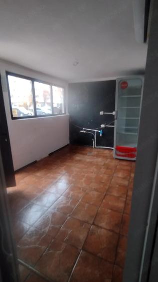 Spațiu comercial, de 14 mp, în Central