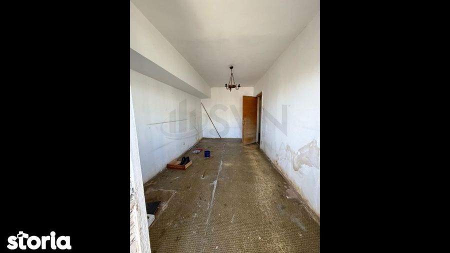 Apartament cu 3 camere decomandat în Crângași