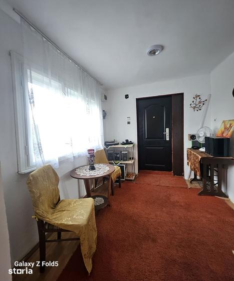 Casă cu 4 camere decomandat cu Teren 500 Mp în Sânmartin