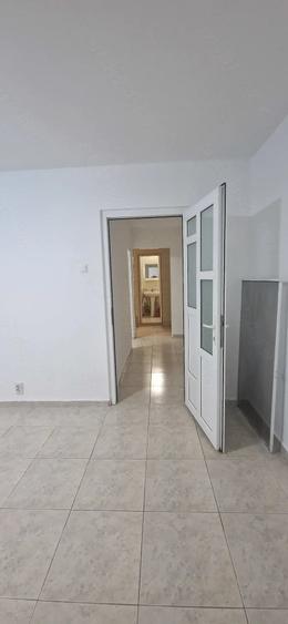 Apartament cu 2 camere decomandat în Drumul Taberei