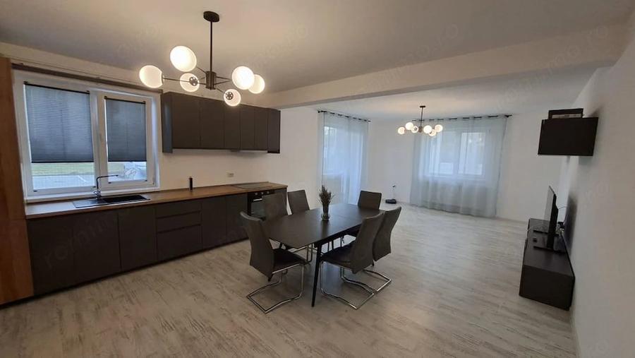 Apartament cu 3 camere decomandat în Ștefănești