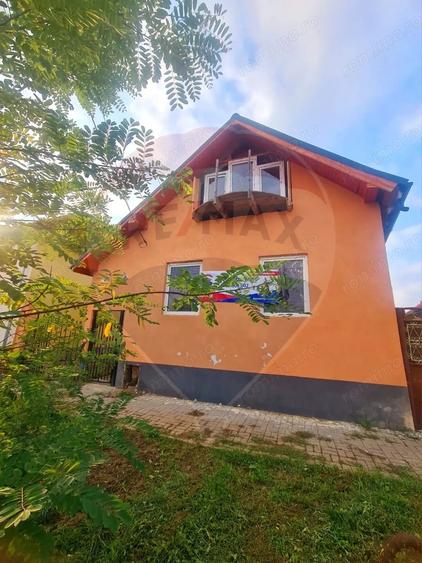 Casă cu 3 camere cu Teren 562 Mp în Central