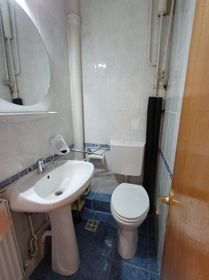 Apartament cu 3 camere decomandat în Andrei Mureșanu