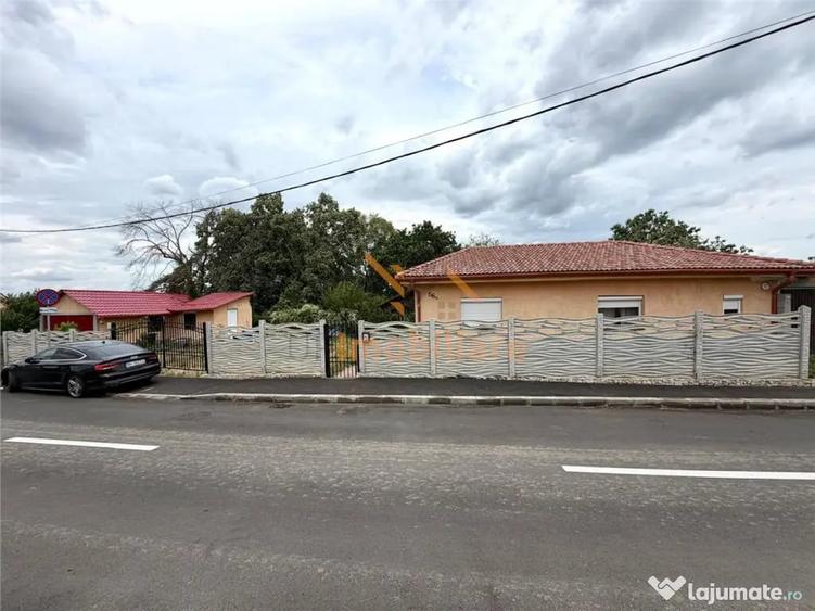 Casă cu 3 camere cu Teren 550 Mp în Central