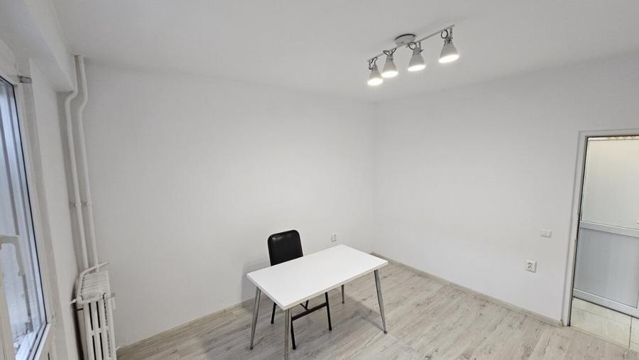 ULTRACENTRAL - 2 cam, cf1,sd,1/4 , liber,intabulat-65000 eur - 6