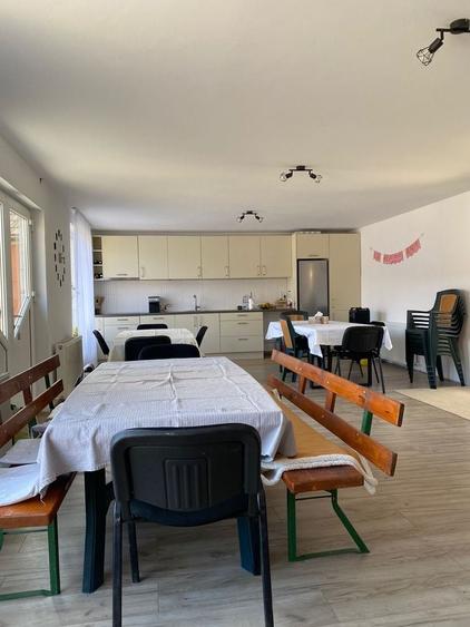 Casă cu 4 camere în Valea Lungă