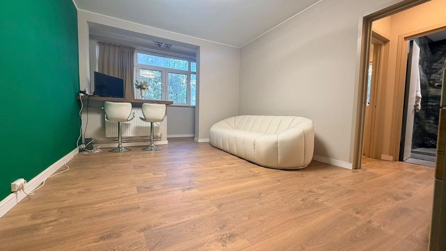 Apartament cu 2 camere circular în Drumul Taberei