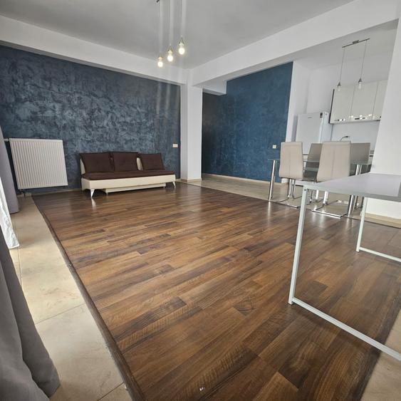 Apartament cu 2 camere decomandat în Pipera