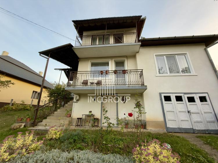 Casă individuală cu 5 camere cu Garaj în Băișoara
