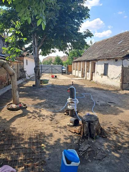 Casă cu Teren 1200 Mp în Central