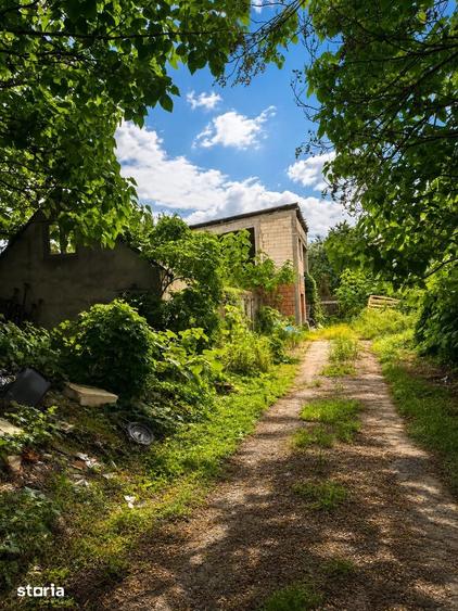 Teren de 1288 mp, în Ferneziu