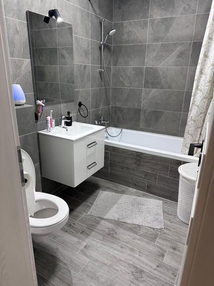Apartament cu 2 camere decomandat în Dobroești