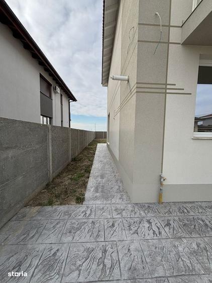 Apartament cu 4 camere în Giroc