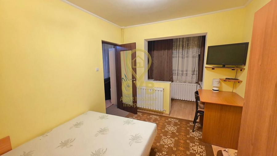 Apartament cu 2 camere semidecomandat, mobilat în Valenta