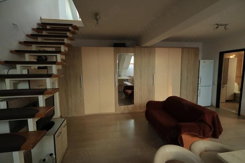 Apartament cu 3 camere decomandat în Bună Ziua