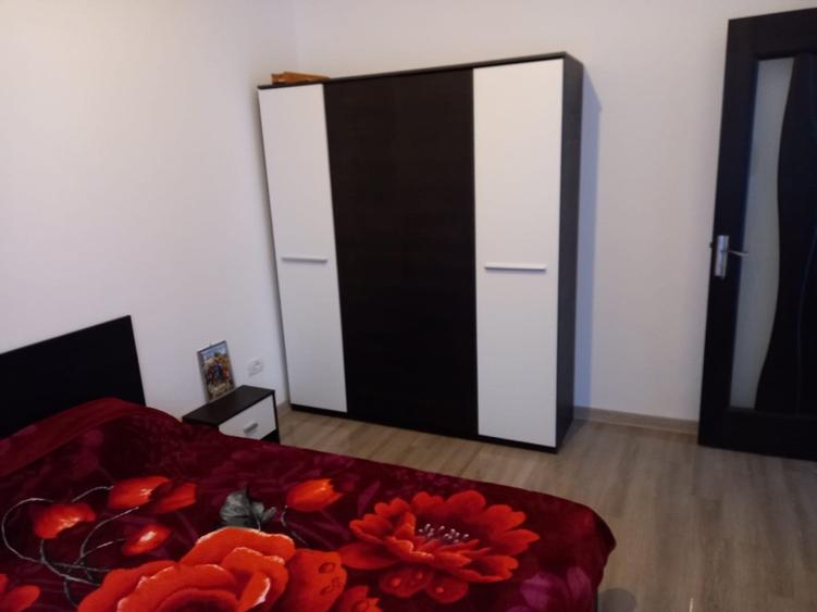 Casă cu 5 camere cu Teren 400 Mp în Central