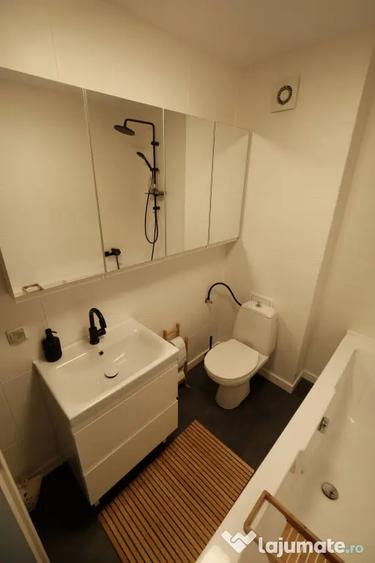 Apartament cu 2 camere decomandat în Florești