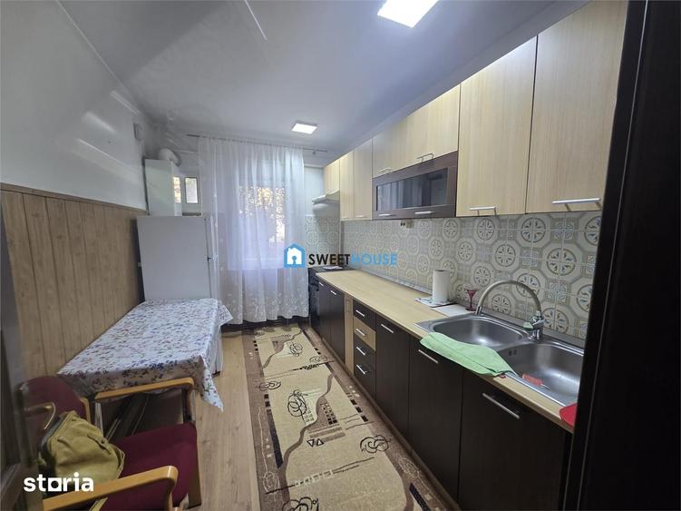 Apartament cu 3 camere, mobilat în Central