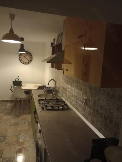 Garsonieră decomandată în Cetate